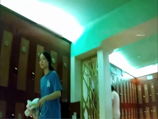 外站新流题材类作品公共场合内急的少女少妇们户外找个没人地方嘘嘘憋得尿量都很足近景欣赏各种美穴出尿的样子