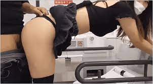 高价约刚认识的178cm时装周良家清纯超模 逆天大长腿扛着操简直不要太爽