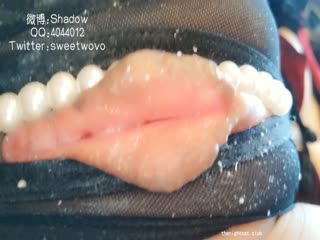 最美极品爆乳女神『娜美妖姬』11月最新作品—极上挑逗的小恶魔 吊带黑丝 极致诱惑深喉裹-2