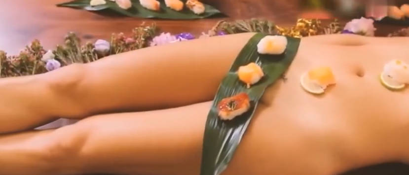 双飞眼睛妹和她的姐姐