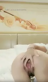 草莓洛儿直播自慰给各位爸爸们观看