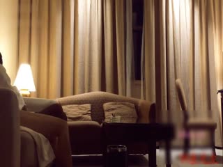 爽死了把小骚逼操死了&rdquo;富二代爆操学院派美少女空姐制服诱惑身材苗条皮肤光滑乳房圆润饱满啪啪大声淫叫对白淫荡