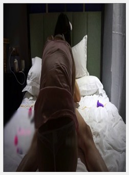 隔壁小哥酒店炮战高颜值白丝袜网红兔女郎呻吟给力