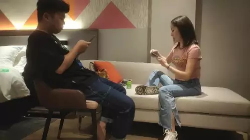 2021-12-13 《用利抽插》高品质探花，168CM美腿极品妹，前戏很足掰穴舔逼