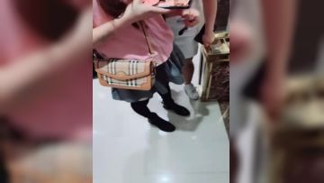 周导的夏天，户外激情听狼友指挥选个小扒菜开草，衣服都没脱撸起大鸡巴，直接后入爆草玩弄骚嫩的奶子好刺激第03集