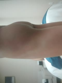 2021_11_26，【 小黑鸭寻欢 】，小伙年底缺钱，下海做探花，约操大胸少妇，风情万种妩媚妖娆，口含大屌欲仙欲死干爽她