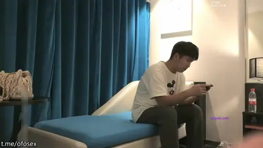 天堂般的性福生活太好人向往啊 约两个黑衣漂亮御姐到酒店做爱白皙大长腿笔直耀眼扛着啪啪双飞冲击