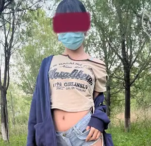 海角社区.户外野战大学妹妹