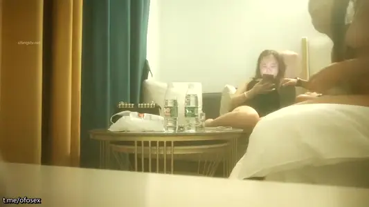 【#换妻探花】 密码房，酒店夫妻5P混操,三男两女啪啪，淫欲盛宴