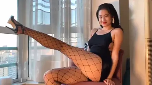 gc嫩模和外国男友啪啪