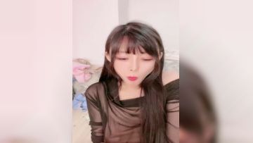 闷骚有气质的极品小女人，高颜值黑丝诱惑全程露脸大秀直播撩骚狼友，无毛白虎逼，道具抽插冒白浆，呻吟可射第10集