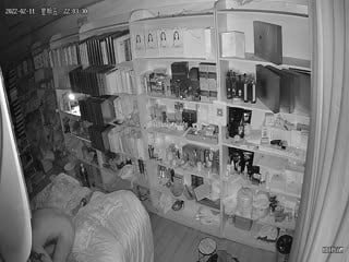 黑客破解摄像头偷拍❤️各种商铺，工地。办公室偷情人，夫妻啪啪孩子突然出现(1)