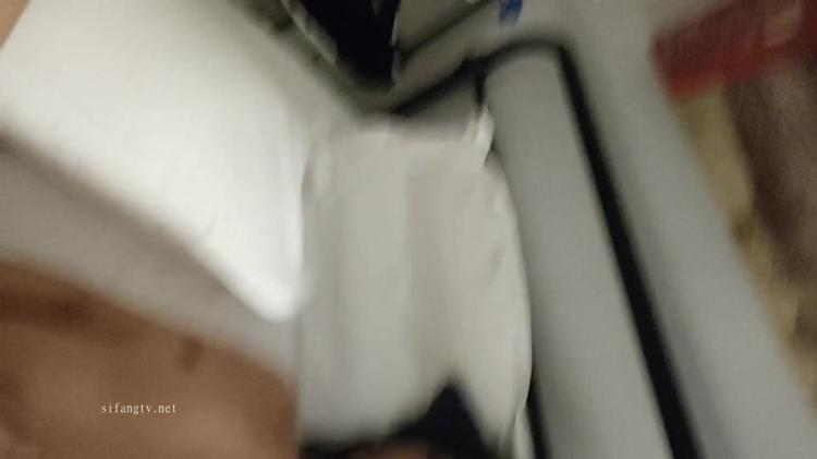 流出泡良达人胡子哥大战外语学院害羞妹子内裤塞嘴颜射脸上