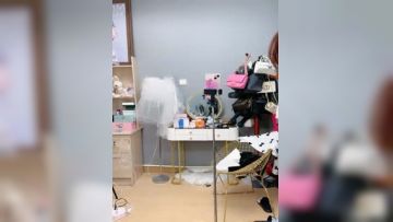 腿模网红女神！超性感！牛仔裤高跟鞋。