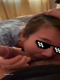 【爆奶嫩妹】极品身材嫩妹女友『一只小嘤嘤』啪啪内射性爱私拍流出 小表妹的嫩逼夹的太紧了 丰臀篇