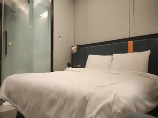 美少妇穿着情趣衣多场景裸读《少妇白洁》