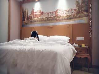 极品可爱卡哇伊的洛丽塔萝莉，光看这打扮就能硬，叫床堪比AV女优，上下层楼都能听到