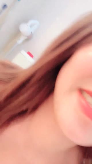 高颜值活力美少女 圆润大肥臀 跳蛋塞入高潮流出白浆