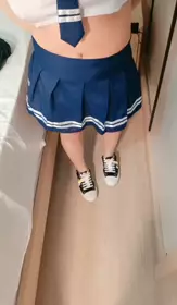 爆乳侄女寄宿在舅舅家遭威逼利诱开苞，最终臣服在淫威调教之下