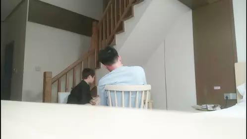 2022.3.17，【换妻探花】，良家夫妻约单男，老公拿手机旁边拍摄，前后暴插骚娘们1