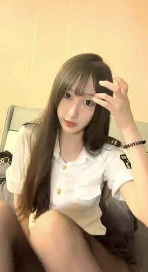 顶级混血美女 黑丝高跟大长腿  口交足交跟小哥激情啪啪  道具玩弄激情抽插 02